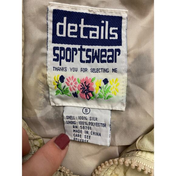 Details Sportswear Vintage Silk Sunflower Bomber Jacket Womens Size‎ Small - Picture 2 of 11